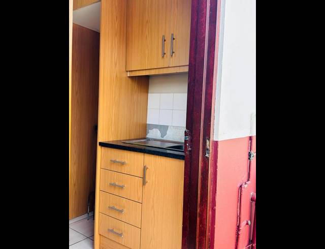 2 BEDROOM PROPERTY TO RENT IN DAWN PARK